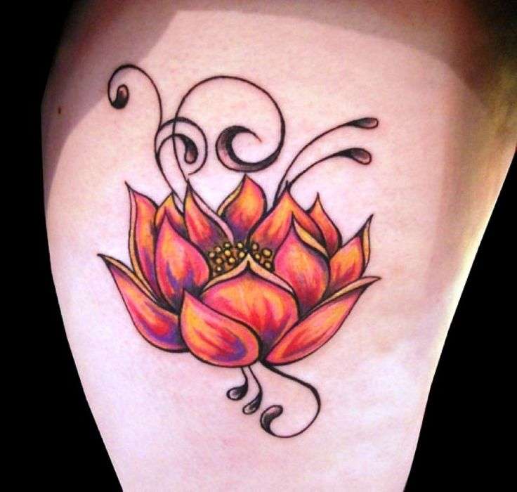 Tatuaje flor de loto en colores
