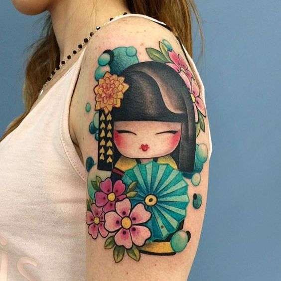 Tatuaje caricatura de geisha