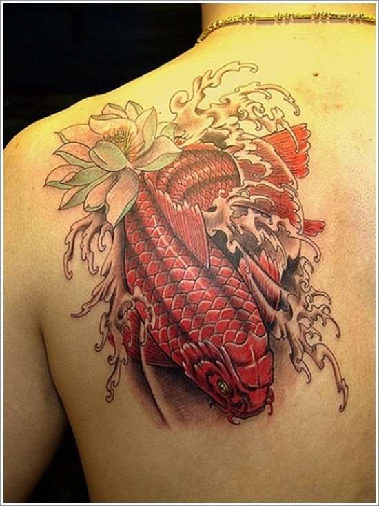 Tatuaje de pez Koi rojo