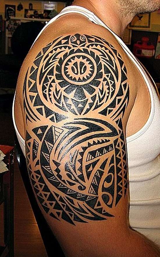 Tatuaje tribal brillante