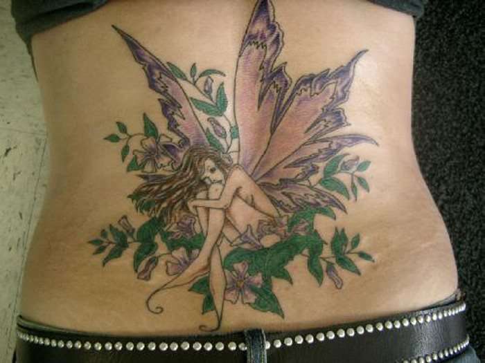 Tatuaje duende con alas