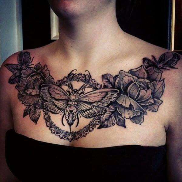 Tatuaje abejorro y flores