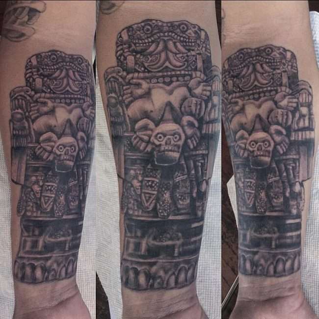 Tatuaje azteca - águila