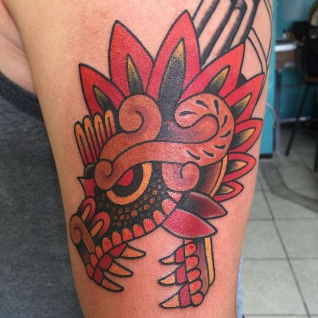 Tatuaje de Quetzalcoatl en colores