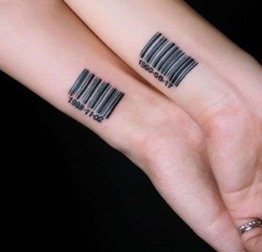 Tatuaje de mejores amigos - código de barras