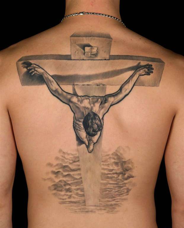 Tatuajes cristianos: Jesucristo en la cruz