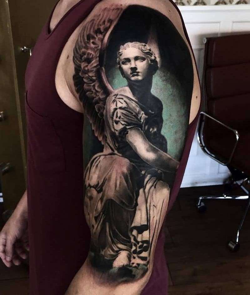 Tatuajes cristianos - arcángel San Gabriel