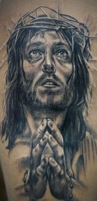Tatuajes cristianos: Jesús orando