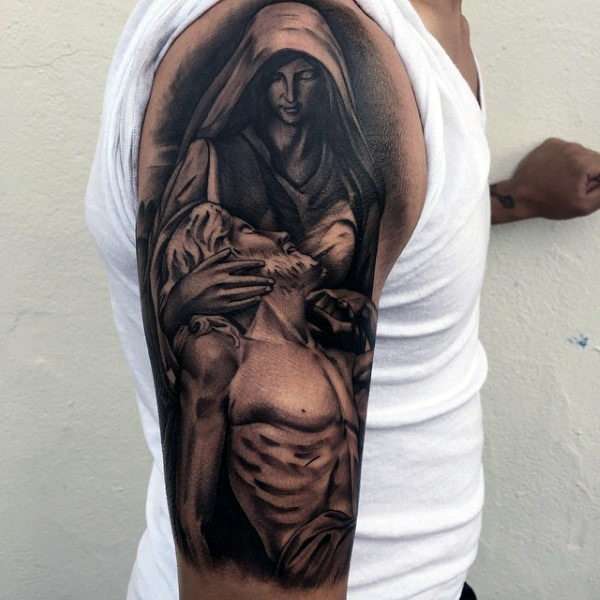 Tatuaje de la Virgen María en la muerte de Jesús