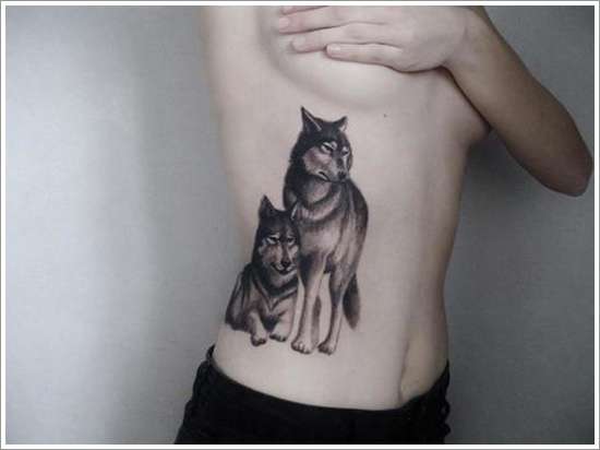Tatuaje de dos lobos