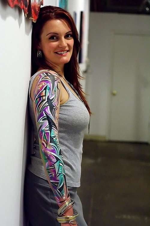 Tatuaje de manga para mujer - en colores
