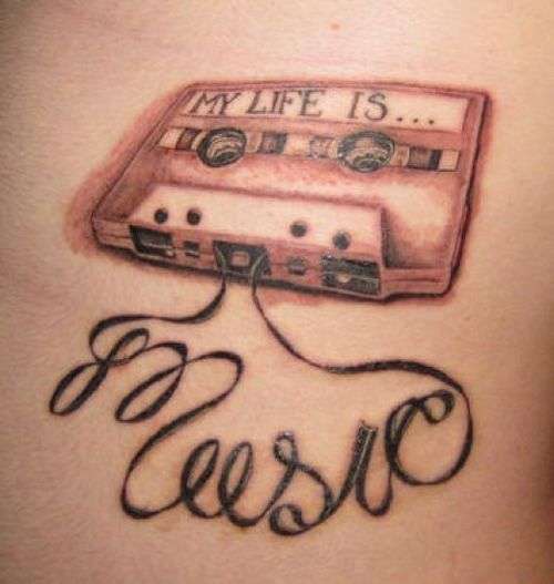Tatuajes de música: cassette