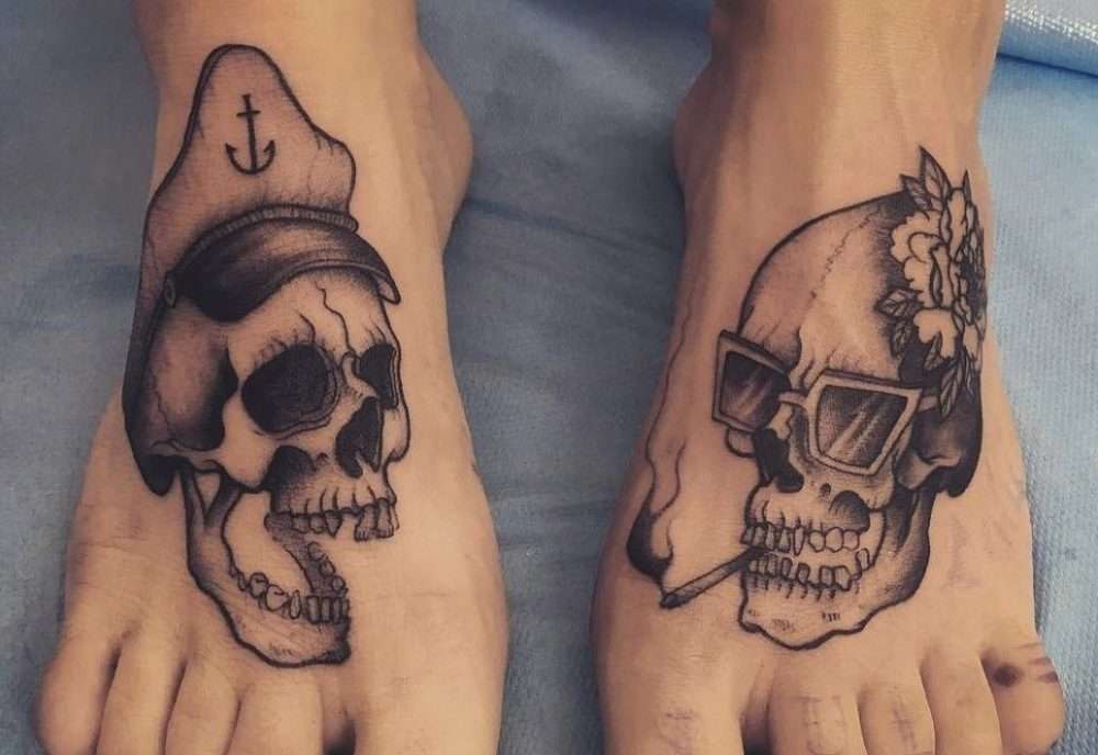 Tatuaje en el pie - calaveras