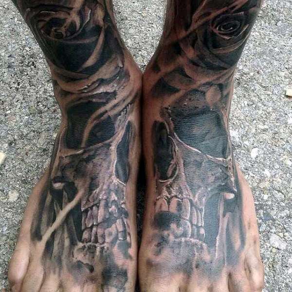 Tatuaje en el pie - calavera