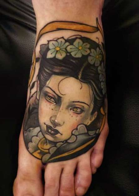 Tatuaje en el pie - Geisha