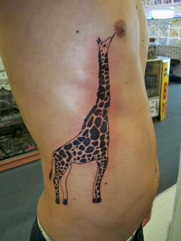 Funny tattoos: giraffe