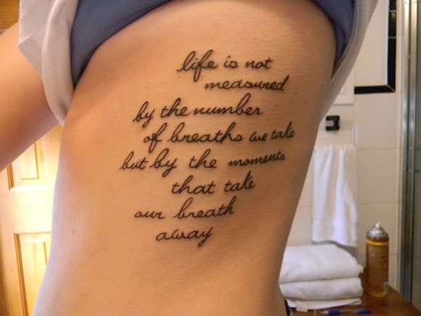 Letras para tatuajes en el costado