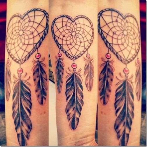 Tatuaje de atrapasueños corazón