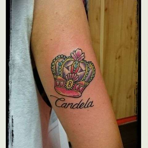 Tatuaje de corona Candela