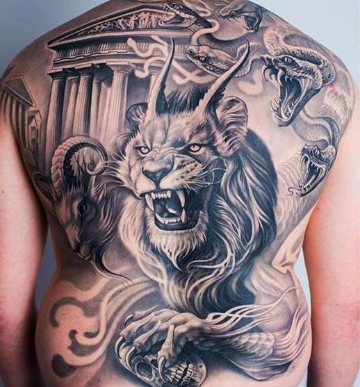 Tatuaje de león - dragón