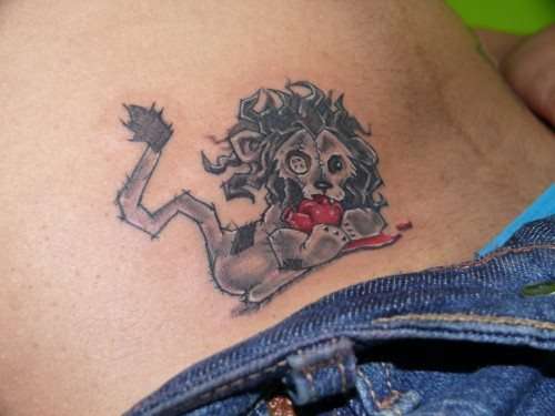 Tatuaje de león muñeco de trapo