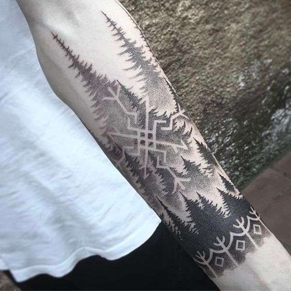 Tatuaje de bosque dotwork