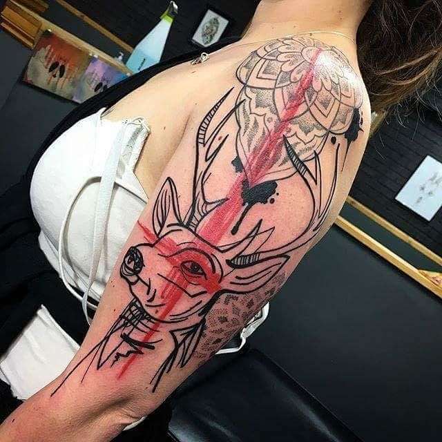 Tatuaje de venado Trash Polka