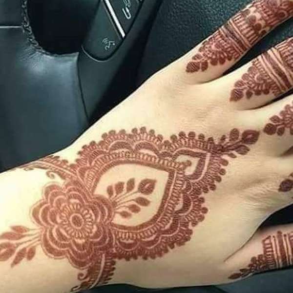 Tatuaje de henna puro