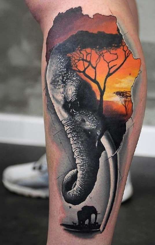 Tatuaje de elefante y paisaje de sabana