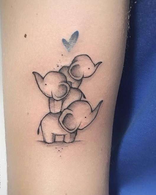 Tatuaje de elefantes pequeños