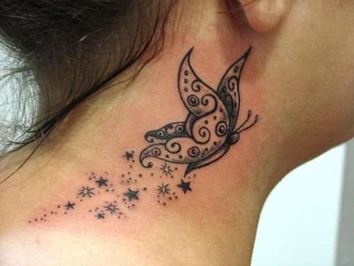 Tatuajes en el cuello: mariposa