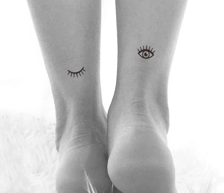 Tatuajes minimalistas: ojos