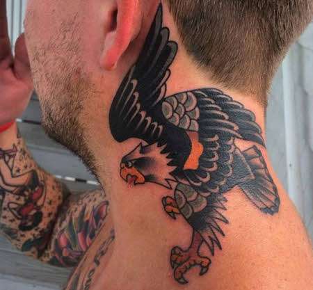 104 Sorprendentes Tatuajes en el Cuello y Sus Significados