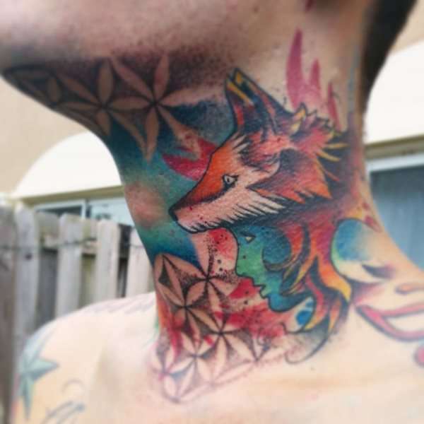 Tatuajes en el cuello: lobo